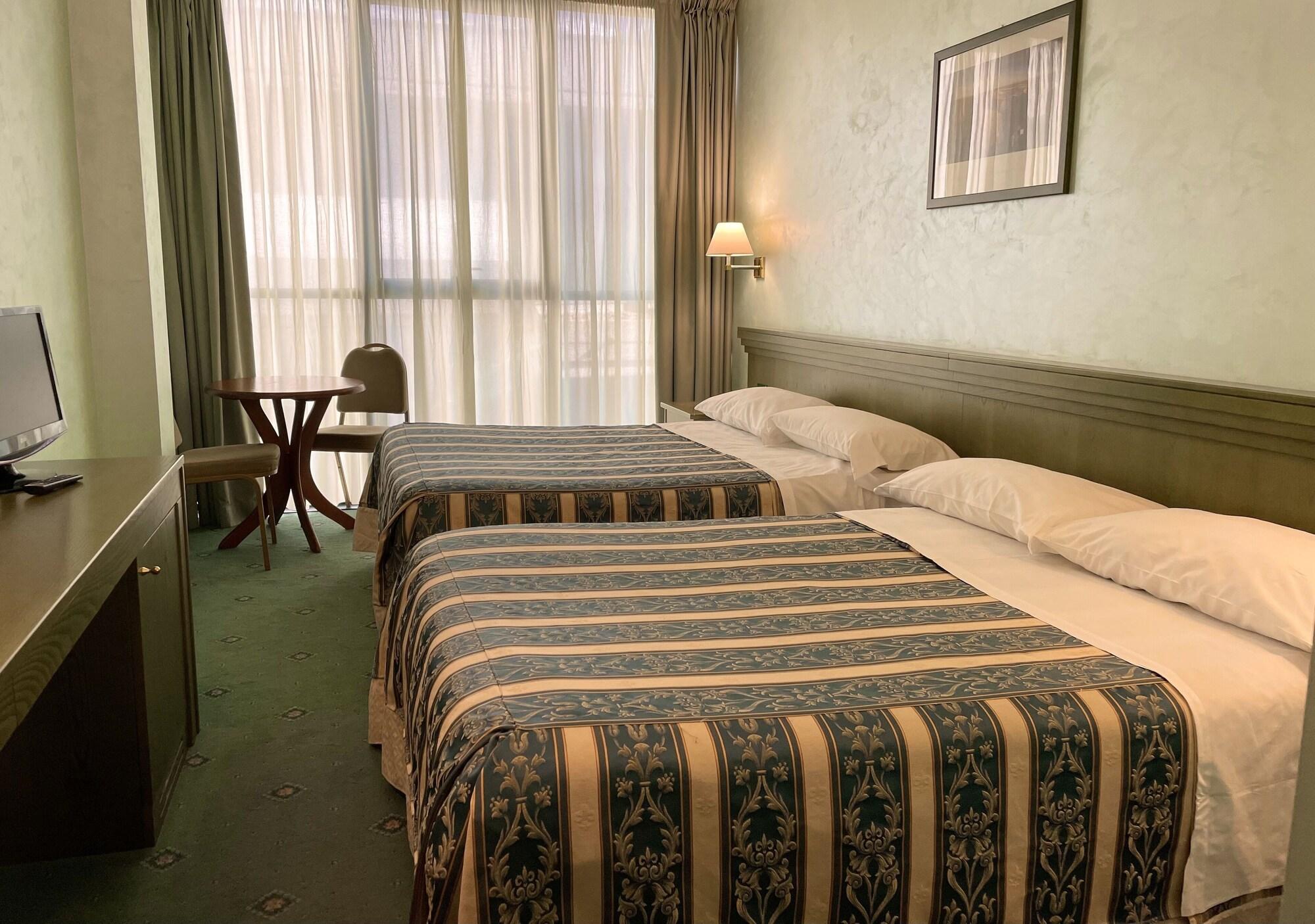 סולמונה Hotel Santacroce Meeting מראה חיצוני תמונה